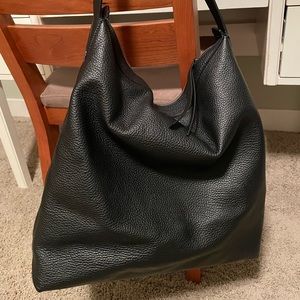 EVERLANE Boss bag; beautiful genuine leather bag, excellent condition